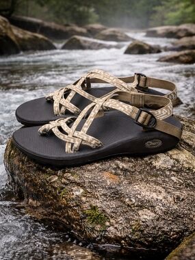 Chaco Sandals Women's 9 Tan Brown Cream Zcloud J105562 Outdoors Hiking Gorpcore